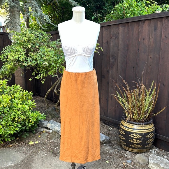 Brochu Walker The Hallie Vegan Suede Slip Skirt - camel - Picture 9 of 12